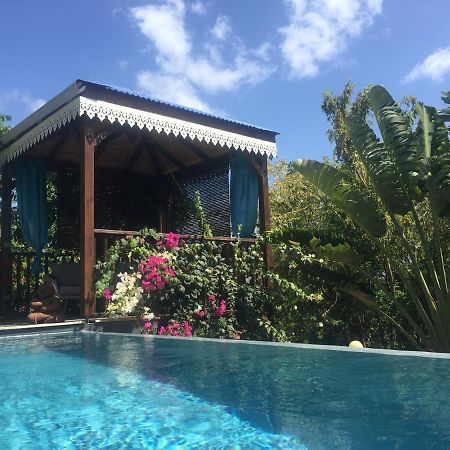 Bed and Breakfast Bungalow La Tortue Bleue Bouillante Exterior foto